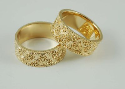 18 kt gold ring set