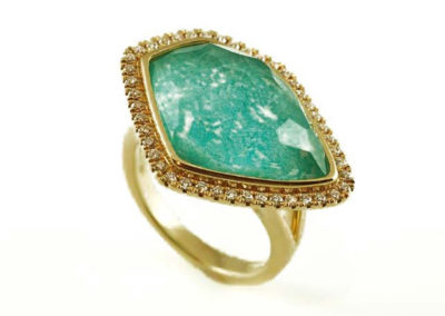 18 kt yellow gold amazonite ring with diamond