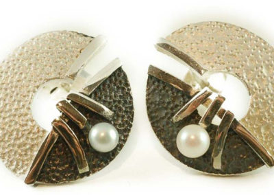 Sterling silver earrings with pearls