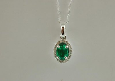 14 kt emerald and diamond pendant