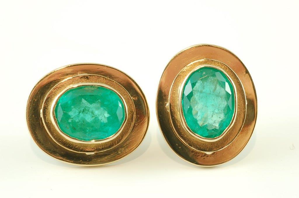 emerald earrings