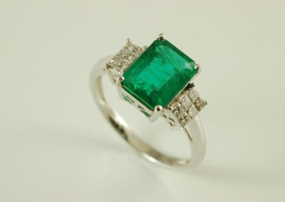 emerald ring