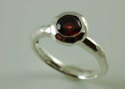 garnet ring 4