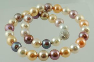 multicolor freshwater pearl strand