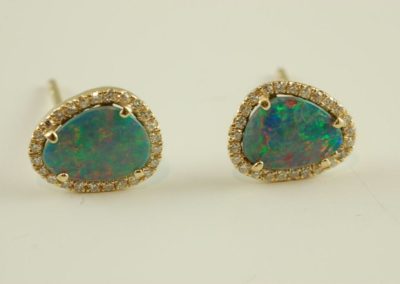 opal and diamond earrings in 14 kt yellow gold