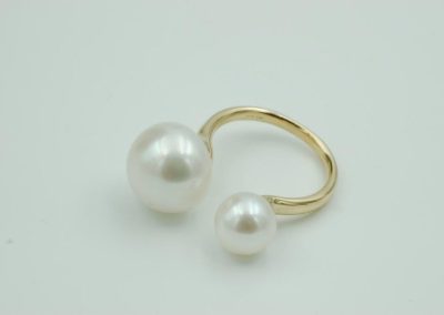 pearl ring 3