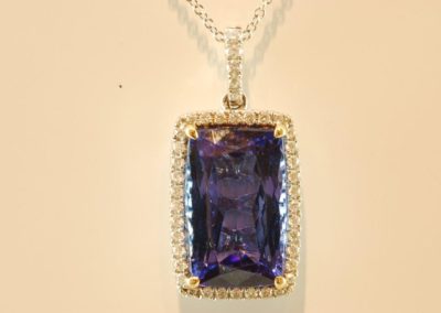 sapphire pendant
