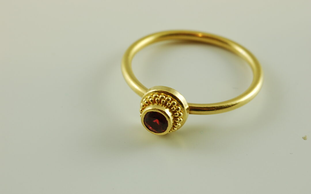 How to Choose the Perfect Engagement Ring Setting in Madison, WI